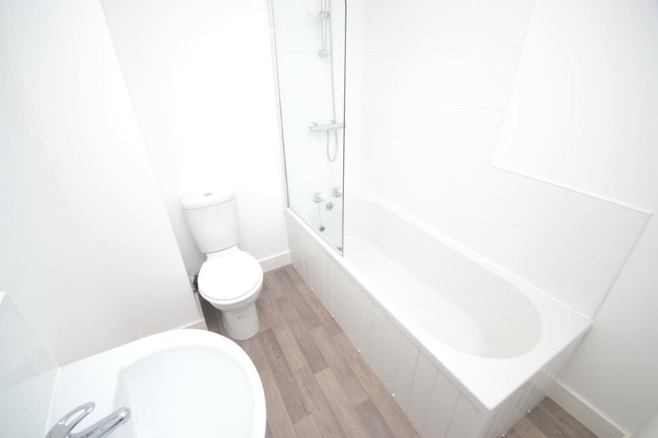 Beach Walk Apt 9 Skinningrove Экстерьер фото